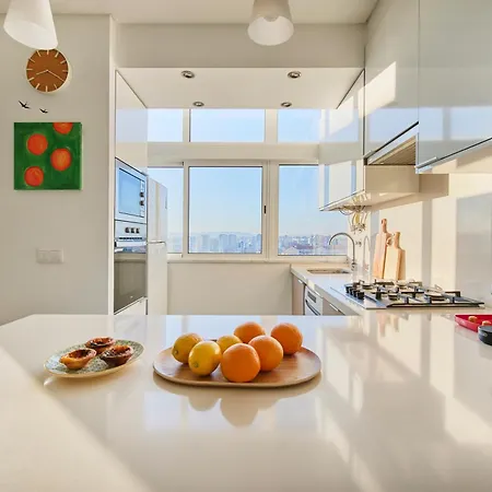 Sunny Designer Flat With Ac & View Apartamento *