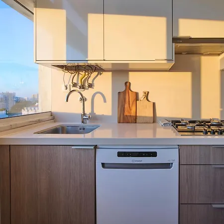 Sunny Designer Flat With Ac & View * Lisboa